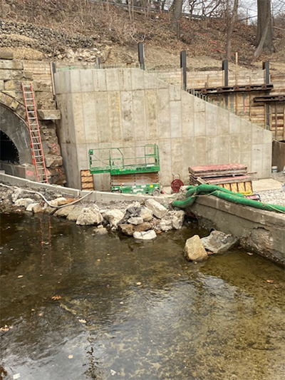   St. Clair Avenue Bridge 04.44