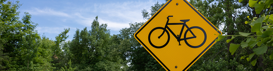 bicycle crossing sign